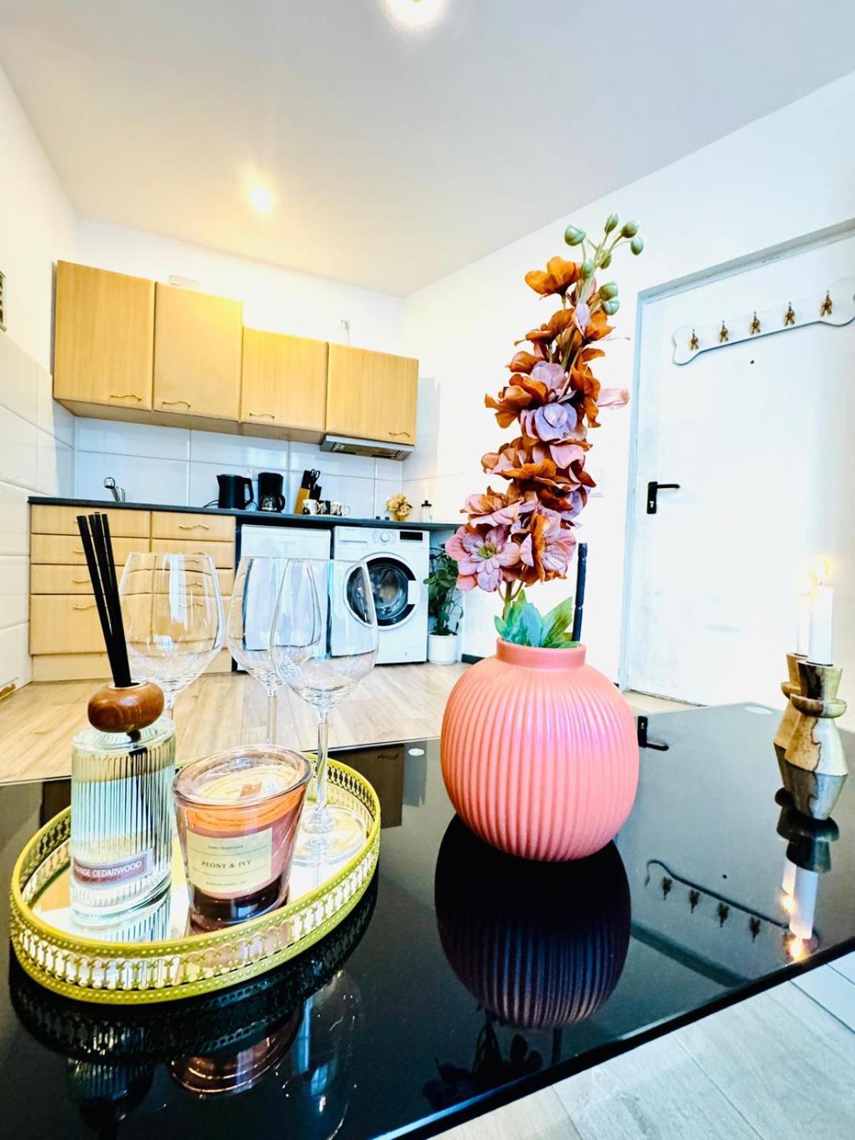 Central King Studio - 10 Mins Walk From Downtown Vienne Extérieur photo