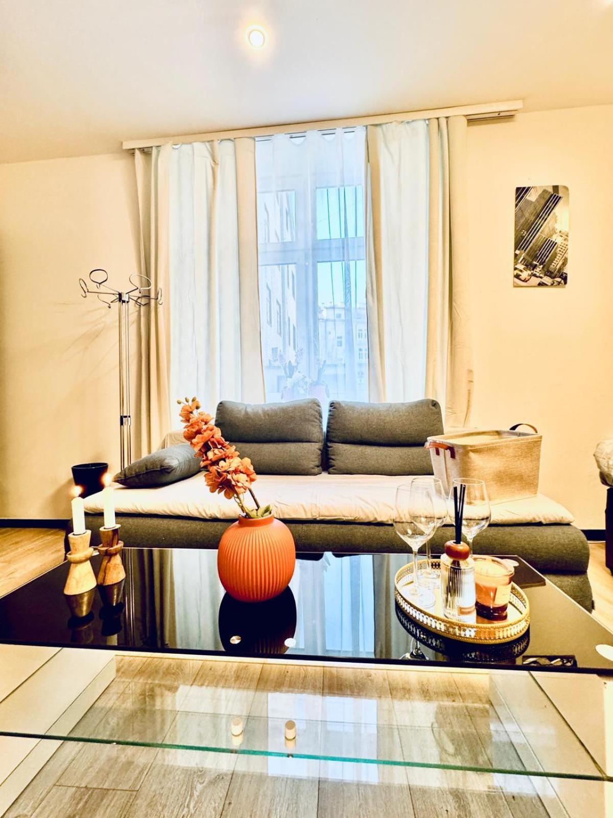 Central King Studio - 10 Mins Walk From Downtown Vienne Extérieur photo