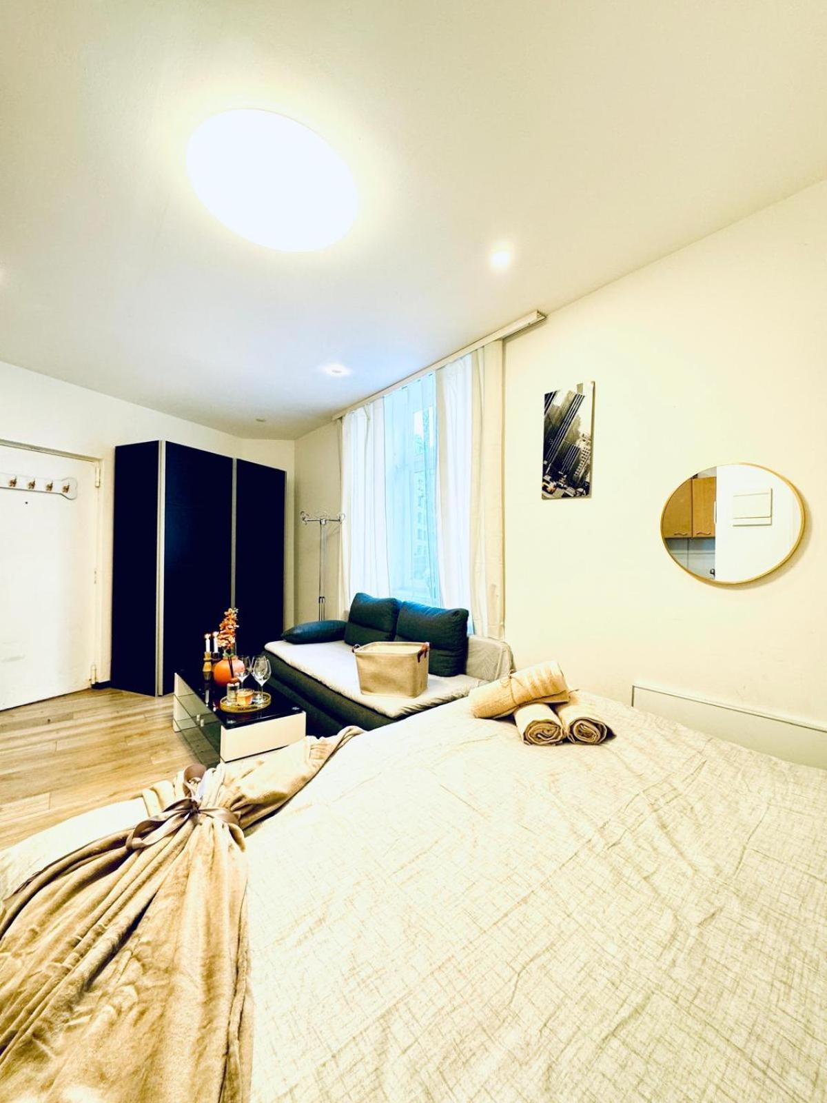 Central King Studio - 10 Mins Walk From Downtown Vienne Extérieur photo