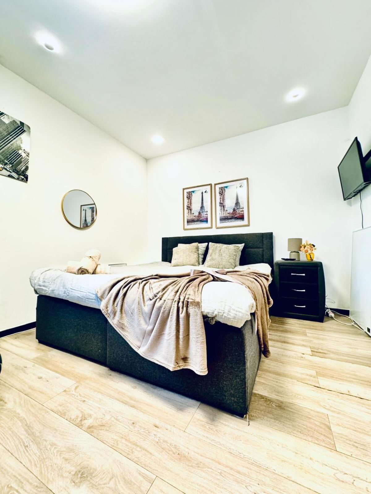 Central King Studio - 10 Mins Walk From Downtown Vienne Extérieur photo